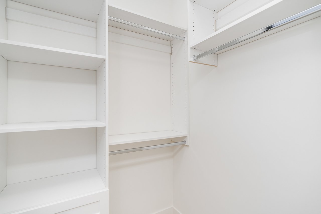 19730 33A Avenue Langley-31