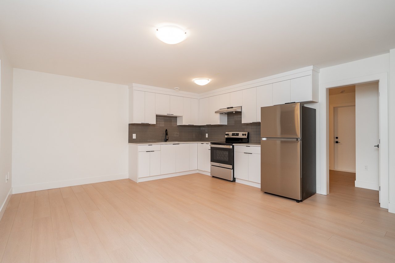 19730 33A Avenue Langley-37