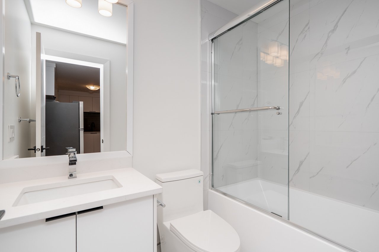 19730 33A Avenue Langley-39