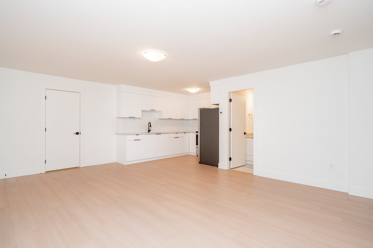 19730 33A Avenue Langley-40