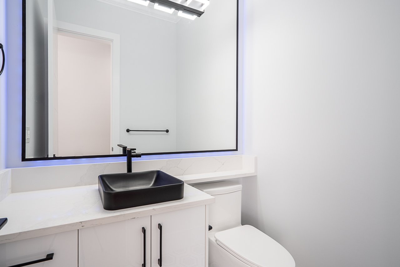 20126 27A Avenue Langley-22