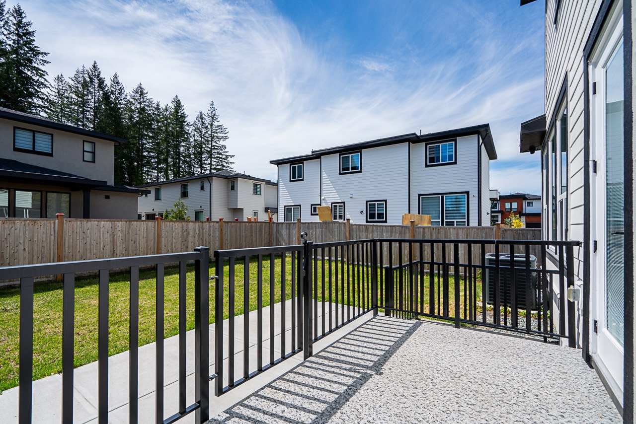 20126 27A Avenue Langley-39